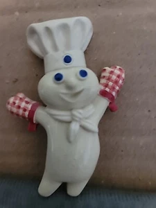 Pillsbury Doughboy Poppin'Fresh Red Glove Magnet 2003 - Picture 1 of 3