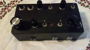 JMT Drone Synth Noise Desktop pedal - new , no orig box, w 9v power plug, WILD! - Picture 1 of 3