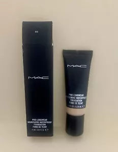 MAC Pro Longwear N18 Nourishing Waterproof Foundation 0.84 oz /25ml New - Picture 1 of 2