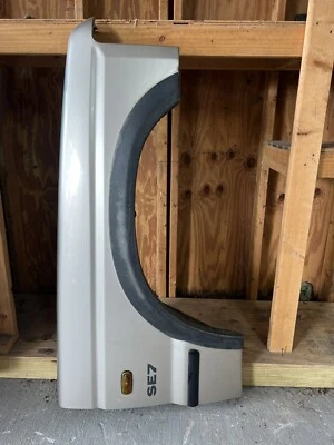 99-04 LAND ROVER DISCOVERY II 2 GUARDABARROS LADO DEL PASAJERO DELANTERO DERECHO OEM Foto 1 de 3