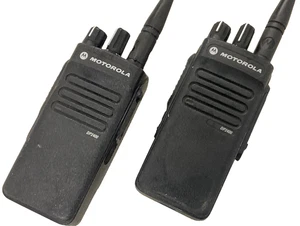 Radio bidirectionnelle Motorola DP2400 x2 - Photo 1/15