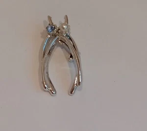 Vintage Double Wishbone Pin June Birthstones Alexandrite And Pearl Silvertone - Picture 1 of 4