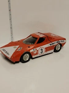 1979 Lancia Stratos Marlboro Red Car - 1/24 Bburago 108 Diecast 1:24 - Picture 1 of 8