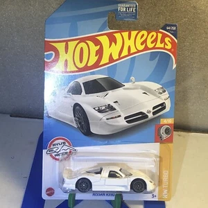 Nissan R390 GT1 HW Turbo 4/10 64/250 Hotwheels 2022 nuevo blanco envío gratuito - Imagen 1 de 9