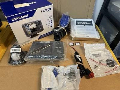 Rare NEW IN BOX - Lowrance Hook 5 Fishfinder/Chartplotter - Image 1 of 4