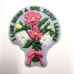 VTG 95 I Love Being A Girl Scout Floral Leader Patch Bouquet Embroidered - Picture 1 of 6