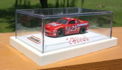 White Rose 1:64 1995 Nascar 25 Ken Schrader Bud Racing Ltd. #0128 de 6500 Foto 1 de 3