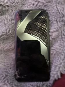 Apple IPhone 8 - Picture 1 of 2