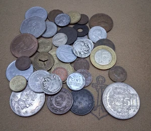 Lote de 40 monedas extranjeras del Viejo Mundo para lote - #50909-0 - Imagen 1 de 10