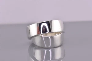 Silpada Sterling Silver Band Together R3056 Crossover Ring 925 Sz: 7 - Picture 1 of 8