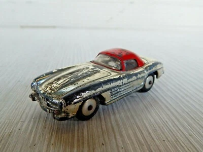 CORGI TOYS MERCEDES BENZ 300 SL ROADSTER 1:43 - Immagine 1 di 4