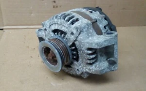 2001-2003 Chrysler Voyager 2.4L Alternator  - Picture 1 of 2