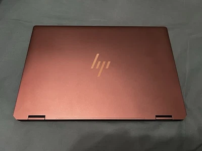 HP Spectre x360 2 en 1 16" OLED Táctil 3.8GHz Ultra 7 155H/32GB /1TB SSD/RTX 4050 Foto 1 de 4