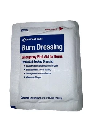 Acme United 91319 First Aid Only Gel Burn Dressing, 4" X 4" - Image 1 of 4