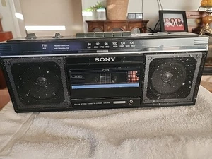 Sony CFS-230 Portable FM/AM Stereo Cassette-Corder UNTESTED NO POWER CORD - Picture 1 of 9
