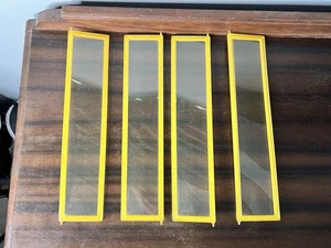 Barbie 1978 marco en A casa de ensueño reemplazo balcón ventanas/puertas conjunto de 4 amarillos - Imagen 1 de 17