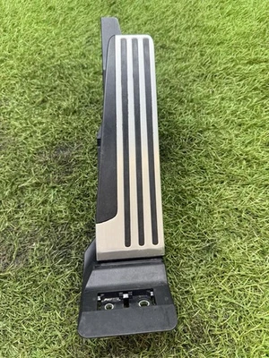 Pedal acelerador de gasolina Infiniti G37 Q60 Nissan 370z 2008-2015 OEM 18002-1NC0C Foto 1 de 3