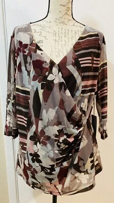 JENNIFER LOPEZ Faux Wrap Blouse V-Neck 3/4 Sleeve Purple Multi Geometric NEW 1X - Image 1 of 4