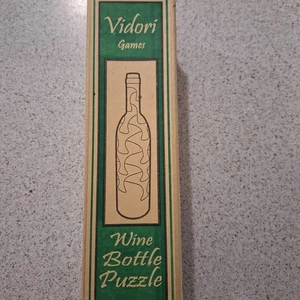 VIDORI GAMES WINE GLASS BOTTLE PUZZLE   WITH INSTRUCTIONS AND STAND - Bild 1 von 3