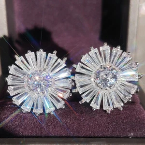 925 Sterling Silver Lab Created Diamond 3 Ct Gorgeous Flower Shap Stud Earrings - Picture 1 of 8