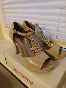 Sandaletten 38 Damenschuhe Jugendweihe Abiball Perlen Absatzhöhe 9,5 cm Plateau - Bild 1 von 8
