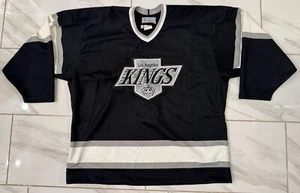 Vtg 1990s LA Kings CCM Maska NHL Hockey Jersey Center Ice With Fight Strap SZ 52 - Picture 1 of 6