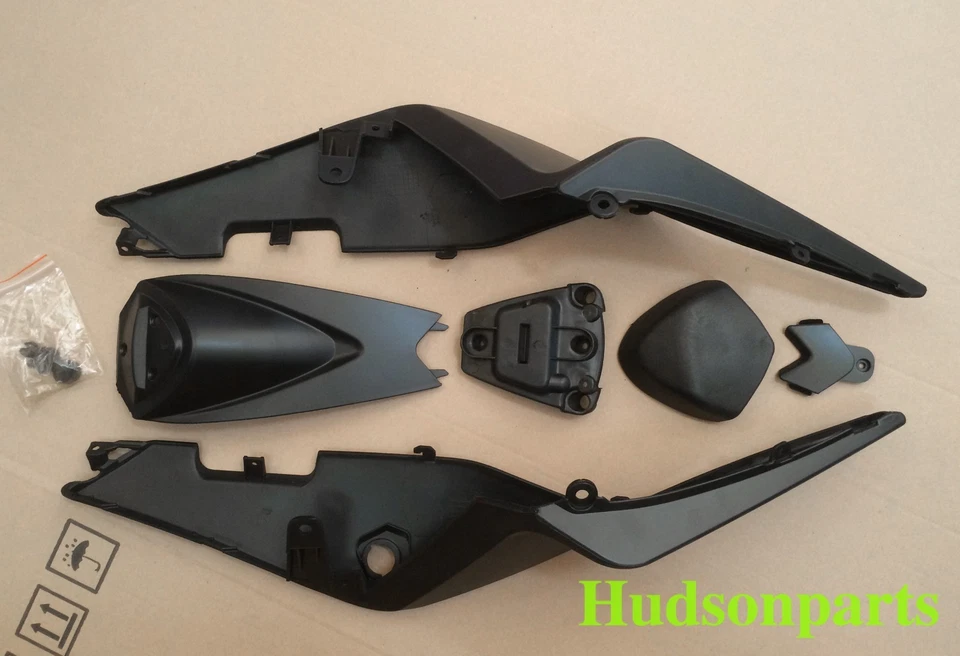 Cubierta trasera + carenado de cubierta de asiento para Aprilia RSV4 1000 2010-2015 negro mate Foto 1 de 1