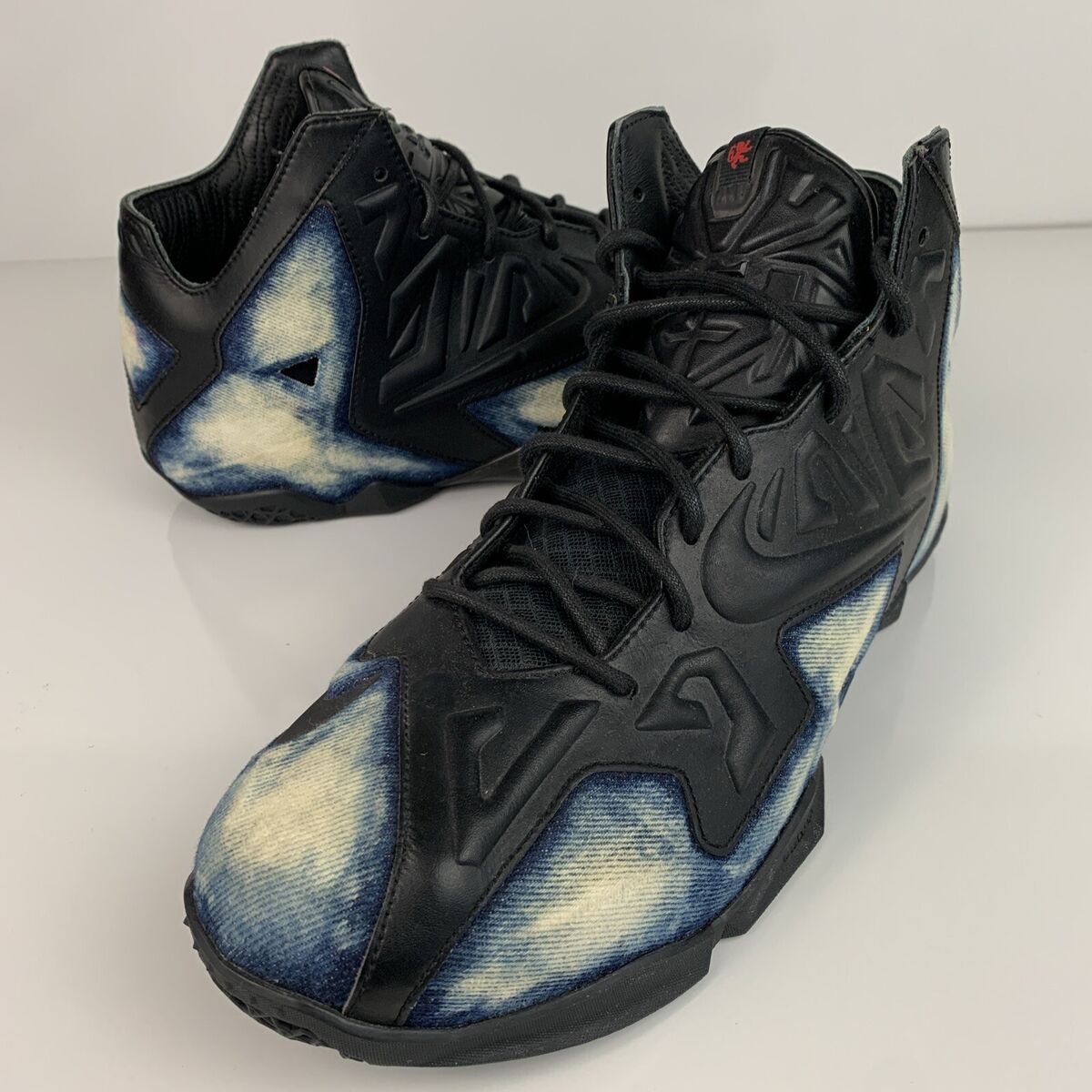 Nike LeBron 11 EXT Denim QS Denim for Sale | Authenticity Nike LeBron 11 EXT Denim QS Denim for Sale | Authenticity
