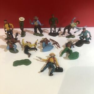 Vintage Plastic Toy Soldiers x 11. Swoppets Britains Ltd Cowboys Native American