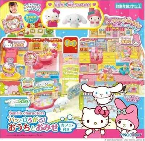 Sanrio Characters Doll House with Cafe Toy Gift - Doll Play Set & Accessories - Foto 1 di 6