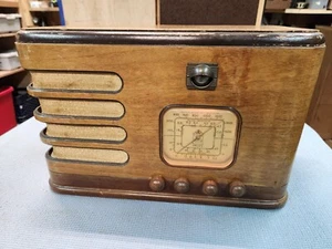 Radio AM de onda corta Delco de colección modelo R-1128 *para piezas* - Imagen 1 de 19