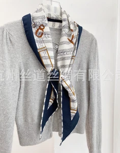 70% Cashmere 30% Silk Horsebit Print Bandanna White Diamond Scarf 130X45cm new - Picture 1 of 5