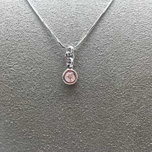 GIROCOLLO RECARLO, punto luce con diamante ct 0,23 e oro bianco 18 Kt ( 750 ) - Foto 1 di 1