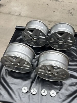 Mercedes G Felgen 15 Zoll, 1 Satz = 4 Stück - Bild 1 von 4