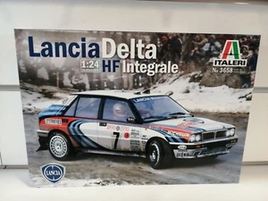 Lancia Delta Hf Integrale Martini Rally Biasion - Kankkunen modellino auto 1-24 - Foto 1 di 3