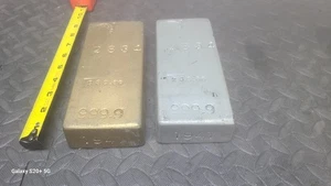 Lingotes réplica de lingotes de oro y plata de utilería de película vintage usados en películas 2 - Imagen 1 de 8