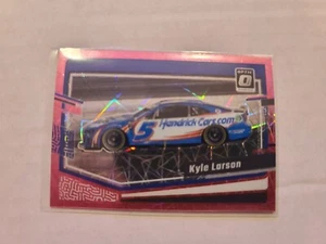 2024 Donruss Optic NASCAR Kyle Larson #85 Pink Velocity Prizm Parallel 45/79 - Picture 1 of 2