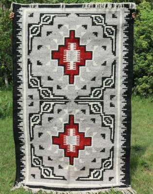 SOUTHWESTERN Wool Navajo Kilim Rug 4x6ft Handmade Red and Beige CAUCASIAN STYLE - Image 1 of 4