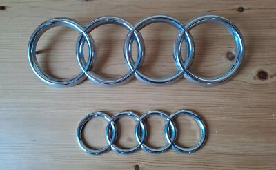 Coppia loghi stemmi emblemi cromati per Audi A3 A4 A5 A6 - Immagine 1 di 2