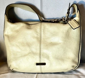 COACH Pearl Avery Pebbled Grain Leather Small Hobo Shoulder Bag, EUC - Picture 1 of 16