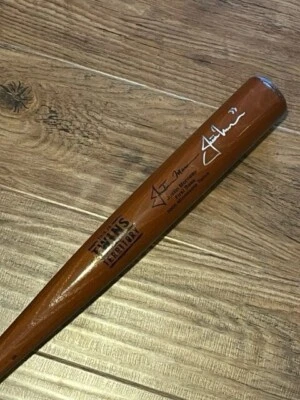 Justin Morneau Autographed Minnesota Twins Louisville Slugger Cambria Bat JSA - Image 1 of 4