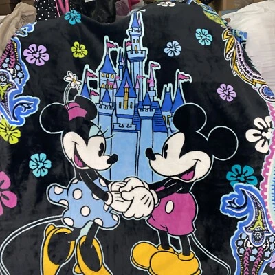 "Nueva manta Vera Bradley Mickey's Minnie Paisley Castillo Disney 80"" 50"" nueva con etiquetas" Foto 1 de 4