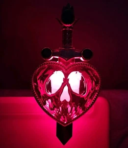 Bath & Body Works Villanos Disney Reina Malvada Iluminar Flor de Pared Control de Olores - Imagen 1 de 7
