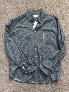 Men’s GAP Button Down Shirt Long Sleeve Size Large NWT Casual Dress Blue - Picture 1 of 3