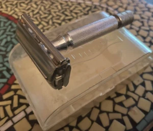 Antique 50s Razor Mulcuto Solingen Original Box Without Wet Razor - Picture 1 of 4