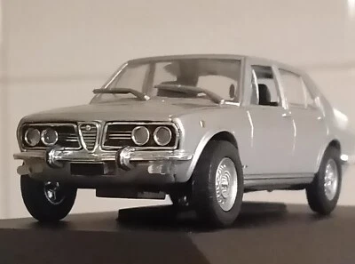 ALFA ROMEO ALFETTA 1s. 1972 1/43 ALFA COLLECTION LIMITED EDITION SILVER + BOX - Immagine 1 di 4