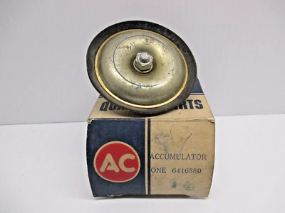 Nuevo de Lote Antiguo 1966 Bomba de Combustible Bomba Reductor de Pulso con 4 BRL CARB GM #6416880 Foto 1 de 4