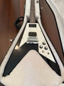 Gibson Flying V Electric Guitar Black w/case w/strap MADE IN USA - Picture 1 of 18