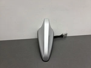 96210-G51204SS 2017-2019 Kia Niro Roof Combination Antenna Silky Silver Metalic - Picture 1 of 8
