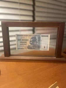 Inflation 100 Trillion Zimbabwe Dollar Uncirculated Mint Mounted 2008 - Picture 1 of 10